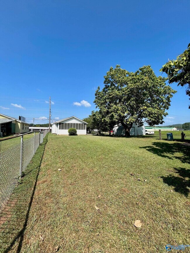 Building Photo - 4718 Meridian St N