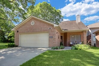 Building Photo - 112 Harbour Town Dr