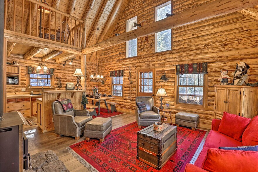 Building Photo - 351 Wilderness Dr