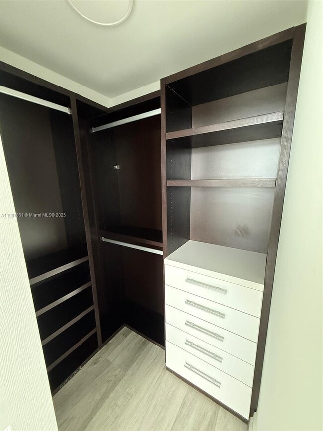 Building Photo - 140 S Dixie Hwy