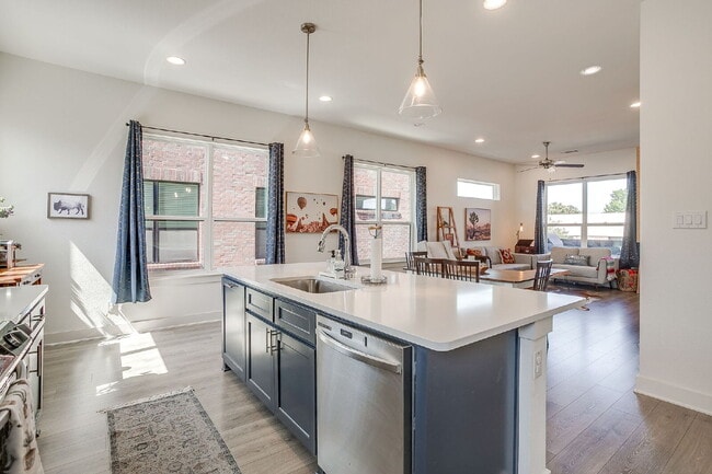 Building Photo - Newly Constructed Townhome Just Steps Off ...
