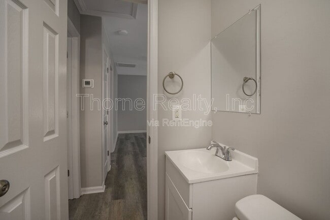 Building Photo - 336 Coleman Ave