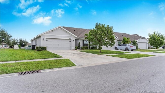 Building Photo - 5208 Manciano St