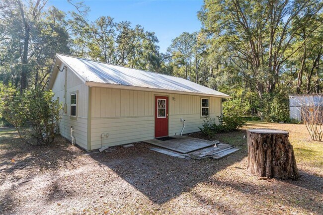 Building Photo - 18124 SW 75 Ave