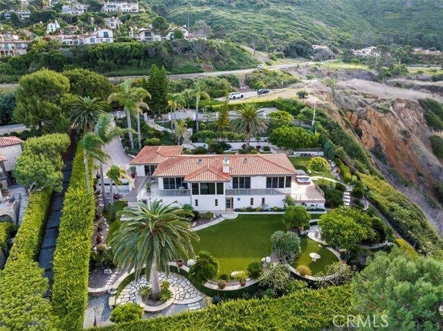Building Photo - 809 Paseo Del Mar