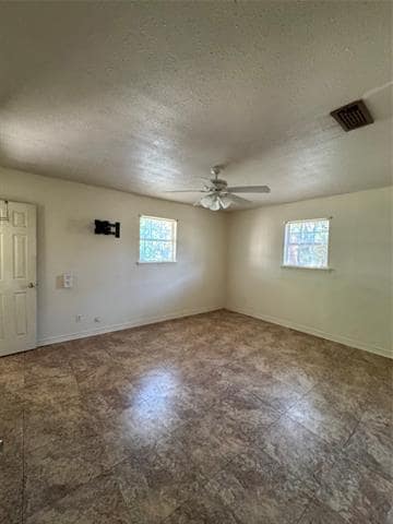 Building Photo - 5342 Burbank Dr
