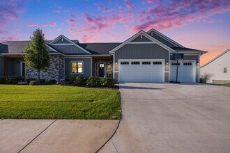 Building Photo - 3760 Jason Ridge Ln SW