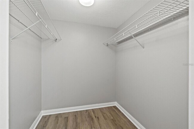 Building Photo - 5950 Pelican Bay Plaza S