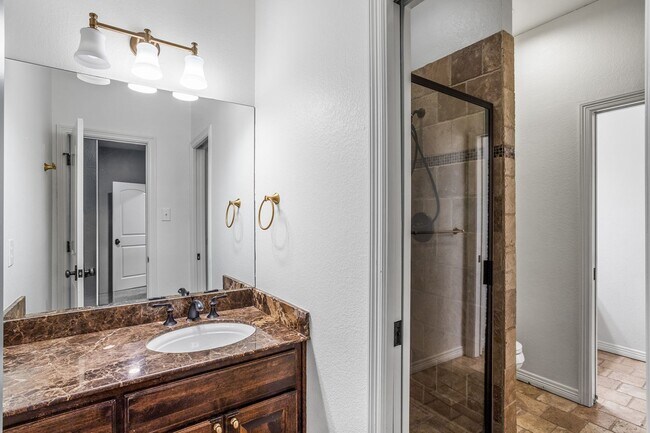 Building Photo - 3744 W Biddison St