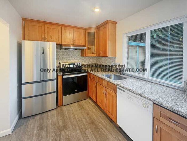 Building Photo - Spacious 3-Bedroom, 2-Bath Hayward Home | Prime 94545 Location