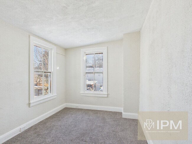 Building Photo - Charming 3 Bedroom, 1 Bath Home in York, Pa!