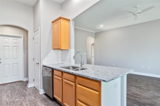 Building Photo - 3287 Grand Lake Dr