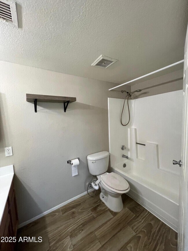 Building Photo - 5819 N 59th Dr
