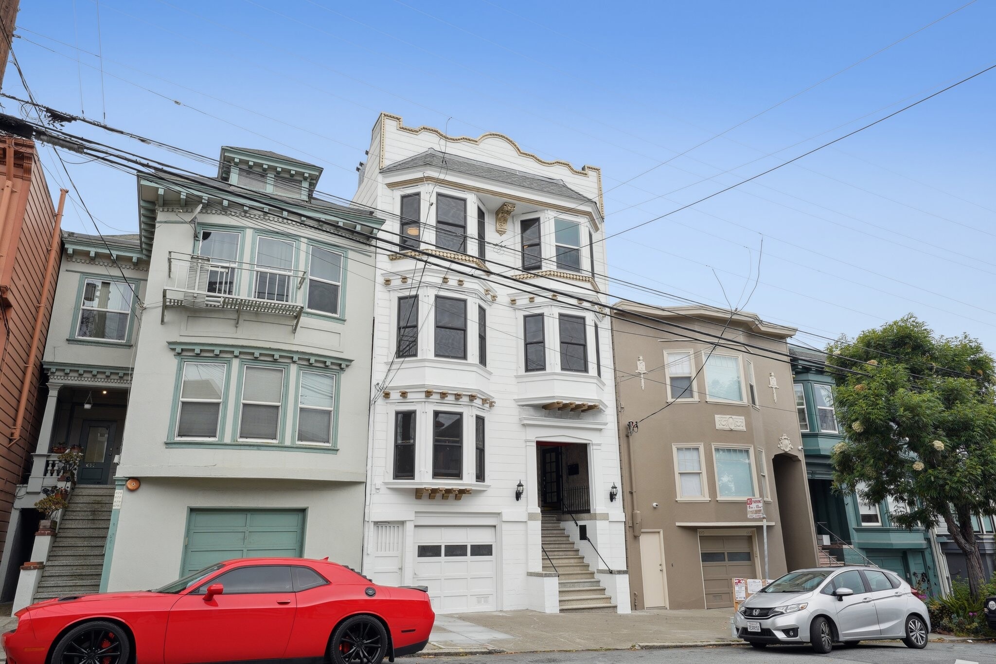 Building Photo - 671 7th Ave