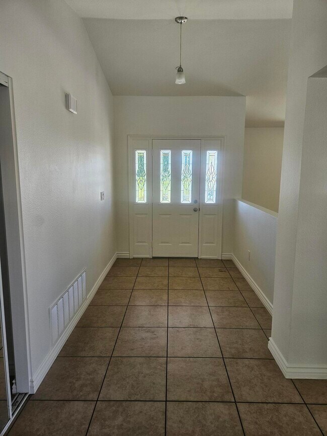 Building Photo - 66316 San Juan Rd