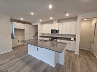 Building Photo - 208 Lavender Wy
