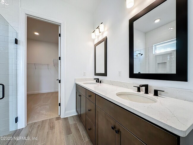 Building Photo - 59 Bedford Ter