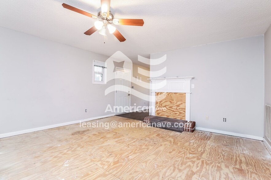 Building Photo - 116 Barnes Dr