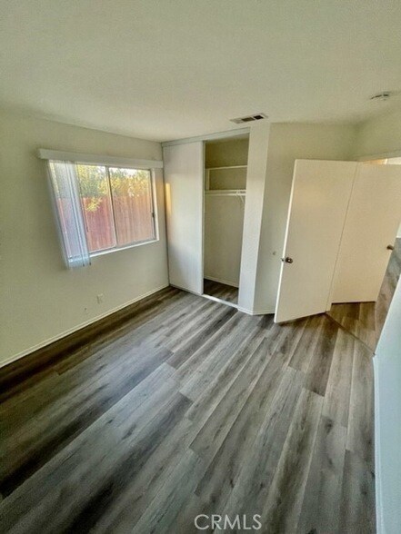 Building Photo - 79400 Ave 42