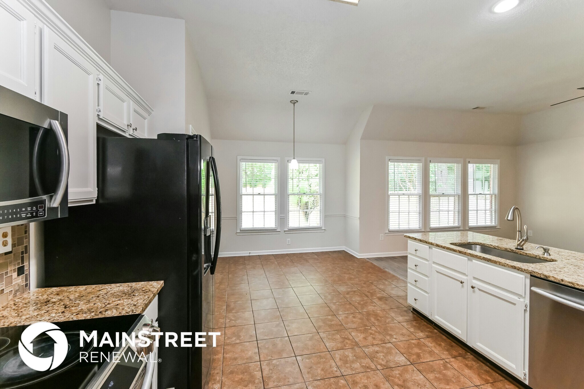 Building Photo - 4227 Old Forest Rd