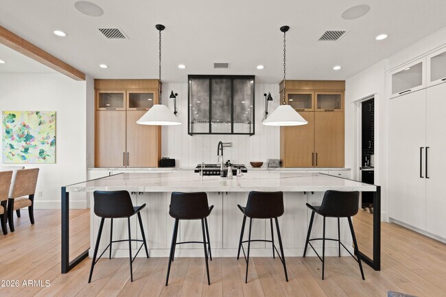 Building Photo - 5309 N 33rd St