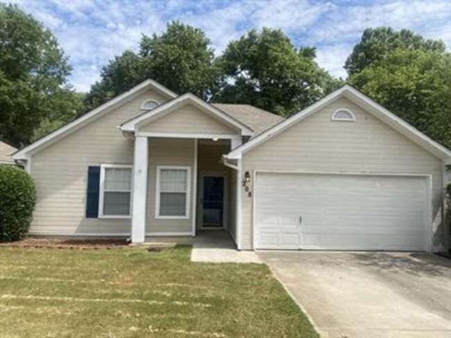 Primary Photo - 208 Cypress Creek Dr