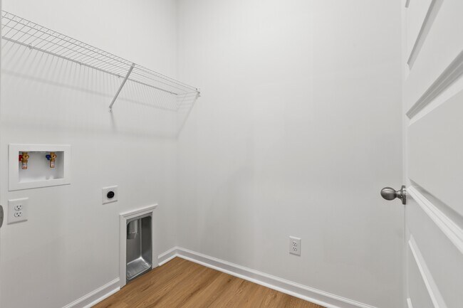 Building Photo - 126 Summer St