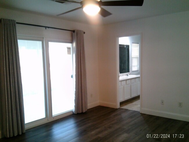 Building Photo - HOLIDAY SPECIAL $2847.50 MOVES YOU IN!!!   NW----SOLAR, SOLAR, SOLAR!!!   Application Pending