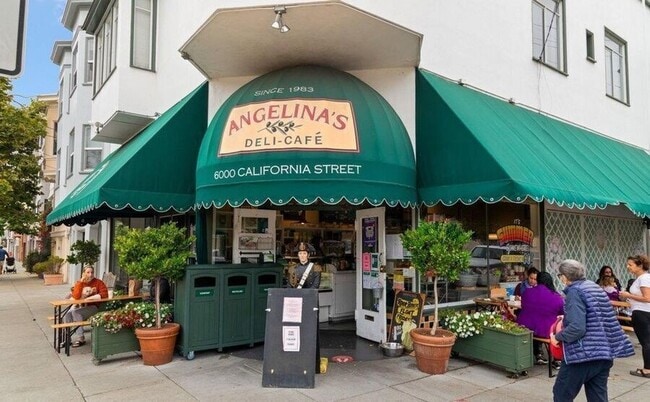 Building Photo - 305 23rd Ave