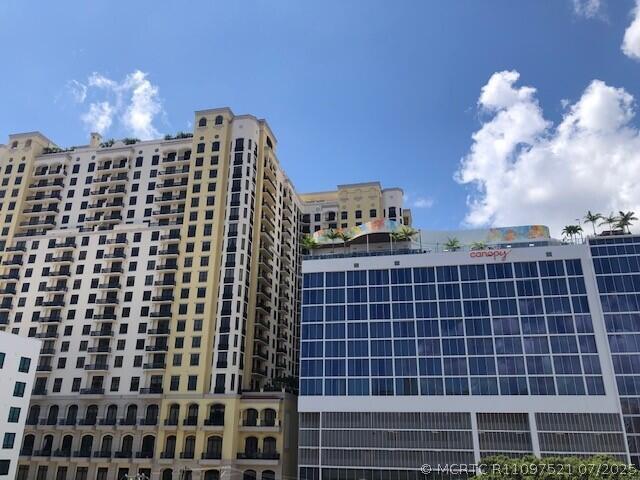 Building Photo - 600 S Dixie Hwy