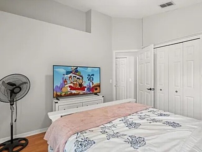 Building Photo - 3114 Dellcrest Pl