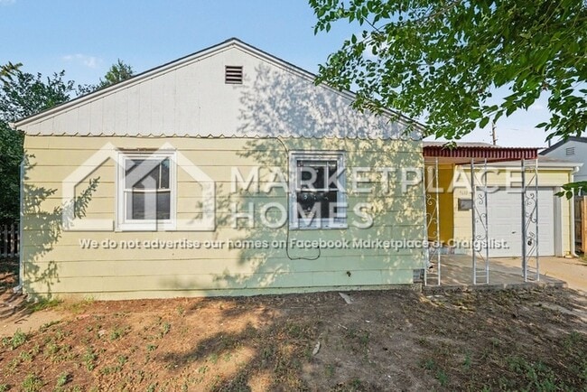 Building Photo - 3610 Oneida St
