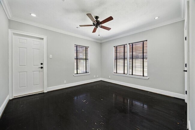 Building Photo - 2912 Cetti St