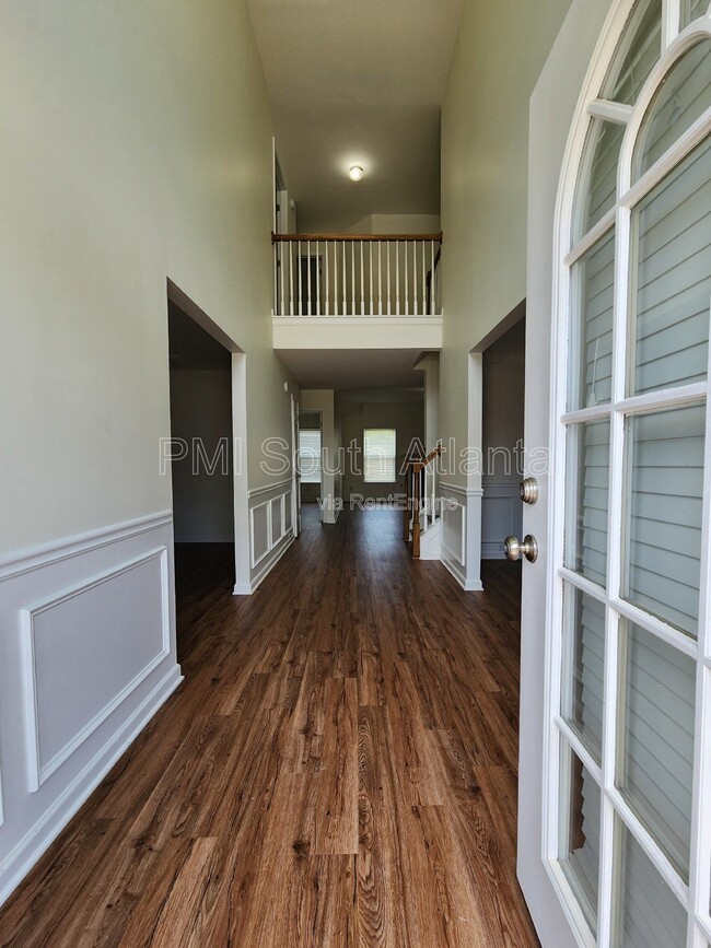 Building Photo - 2551 Wrangler Dr