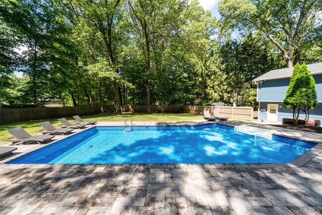 Building Photo - 9 E Stemmer Ln