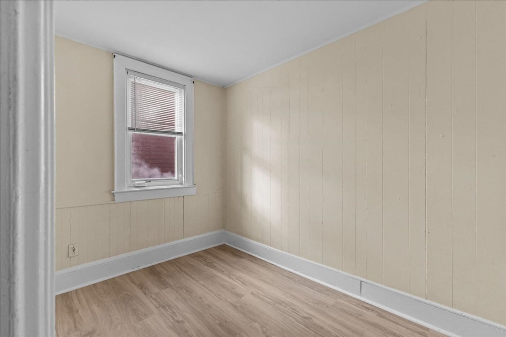 Building Photo - 207 S Union St