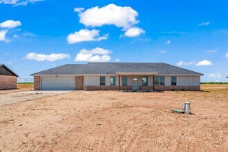 Building Photo - New Construction Home In Idalou ISD!