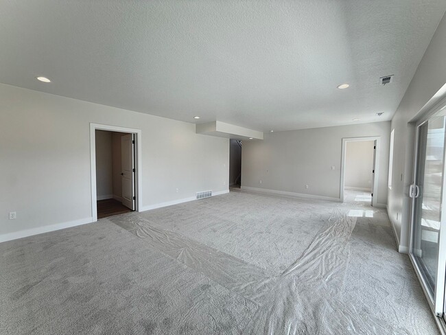 Building Photo - 2179 N Paradise Flt Ln