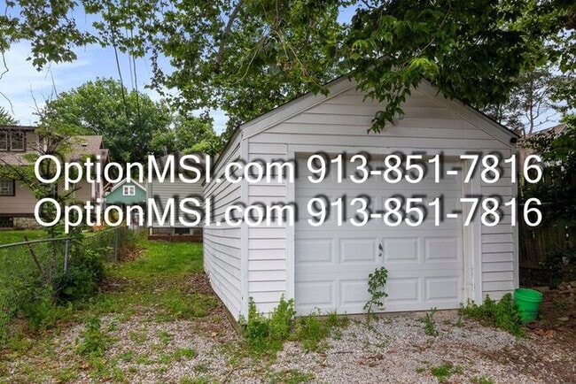Building Photo - Charming Updated Bungalow in Prime Kansas ...