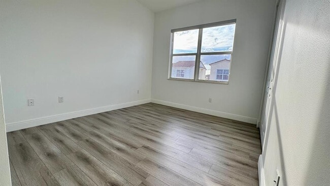 Building Photo - 1759 NW 124th Way