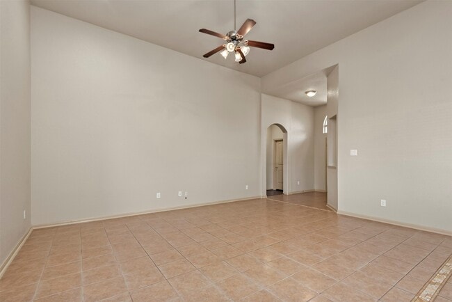 Building Photo - 8734 Auburn Mane Dr