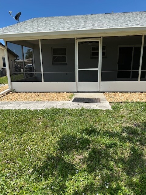 Building Photo - 191 Golf Club Ln