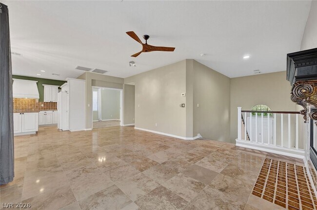 Building Photo - 11821 Luna Del Mar Ln