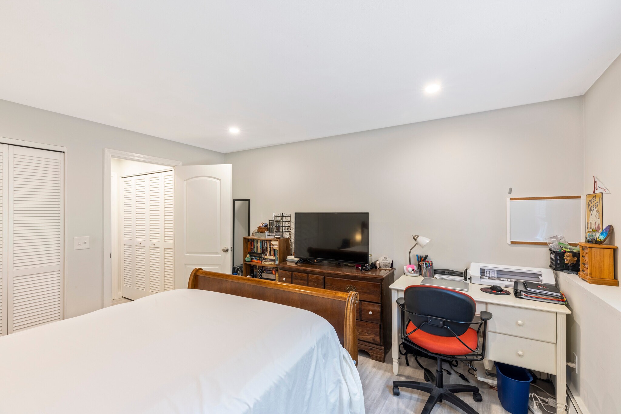 Building Photo - 205 Great Rd