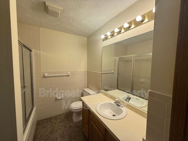 Building Photo - 4583 Burchdale St