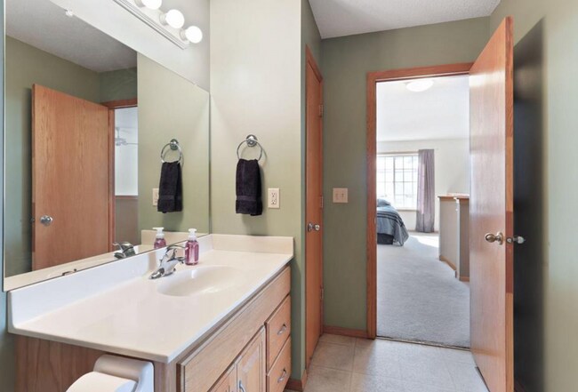 Building Photo - 8428 Yukon Cir N