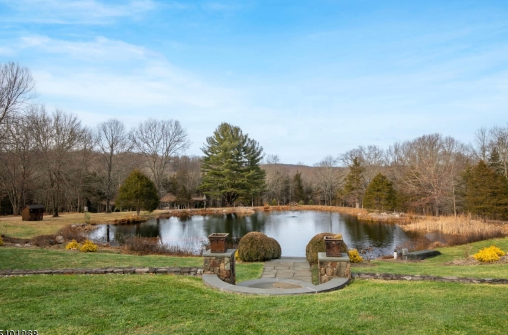 Building Photo - 581 Pottersville Rd