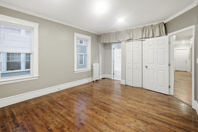 Building Photo - 131 Providence St