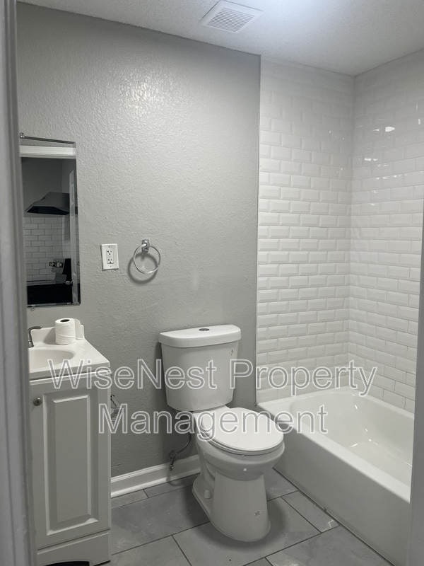 Building Photo - 3509 Brooklyn Ave