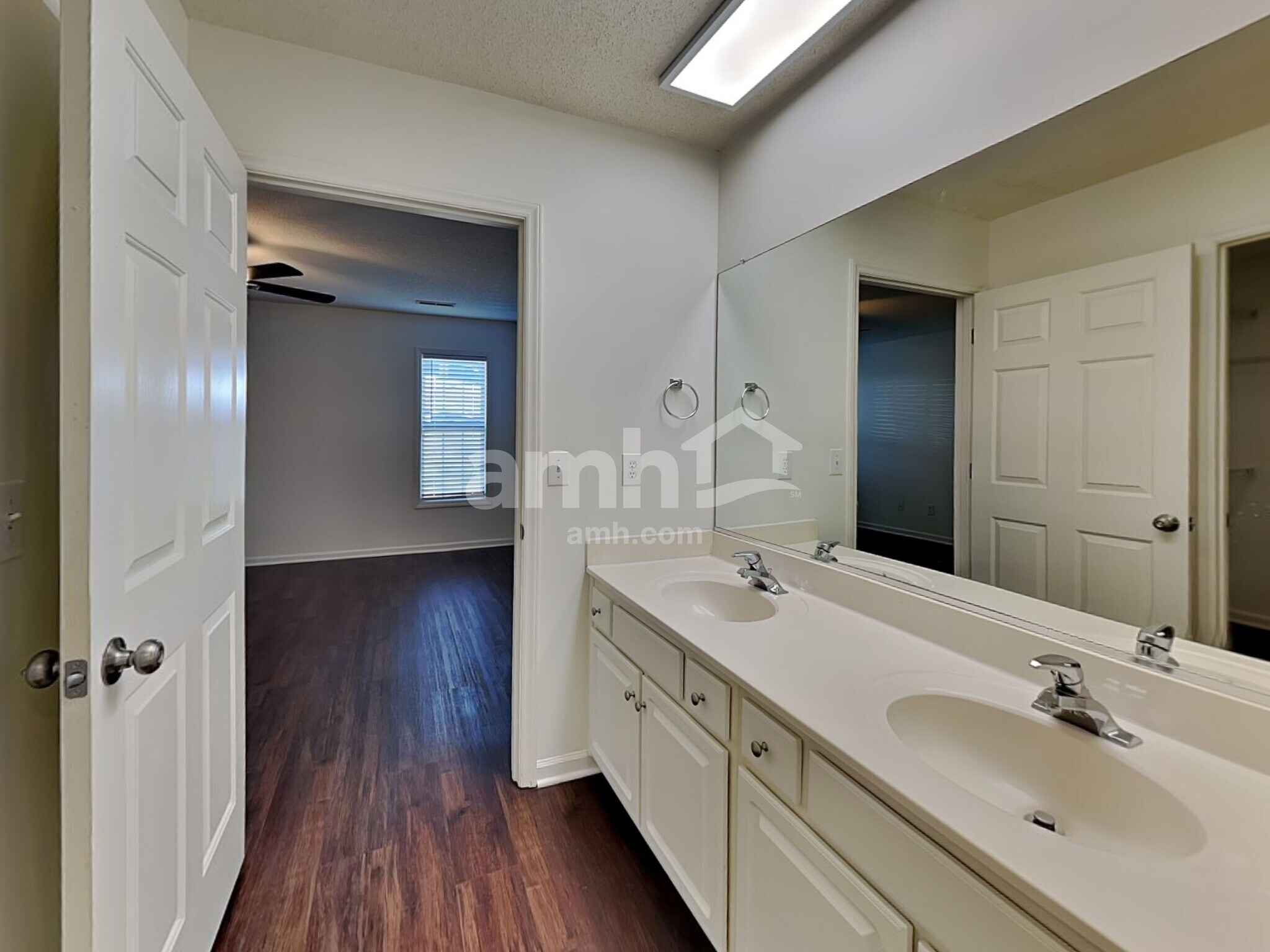 Building Photo - 101 Charlotte Ct